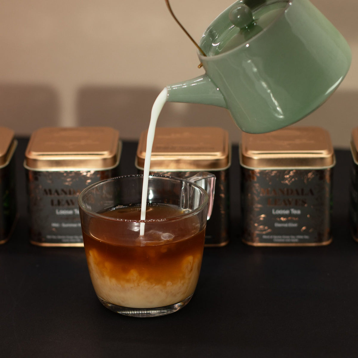 50g Schwarztee – Schokolade & Mandel | Dark Brown Magic (Dose)