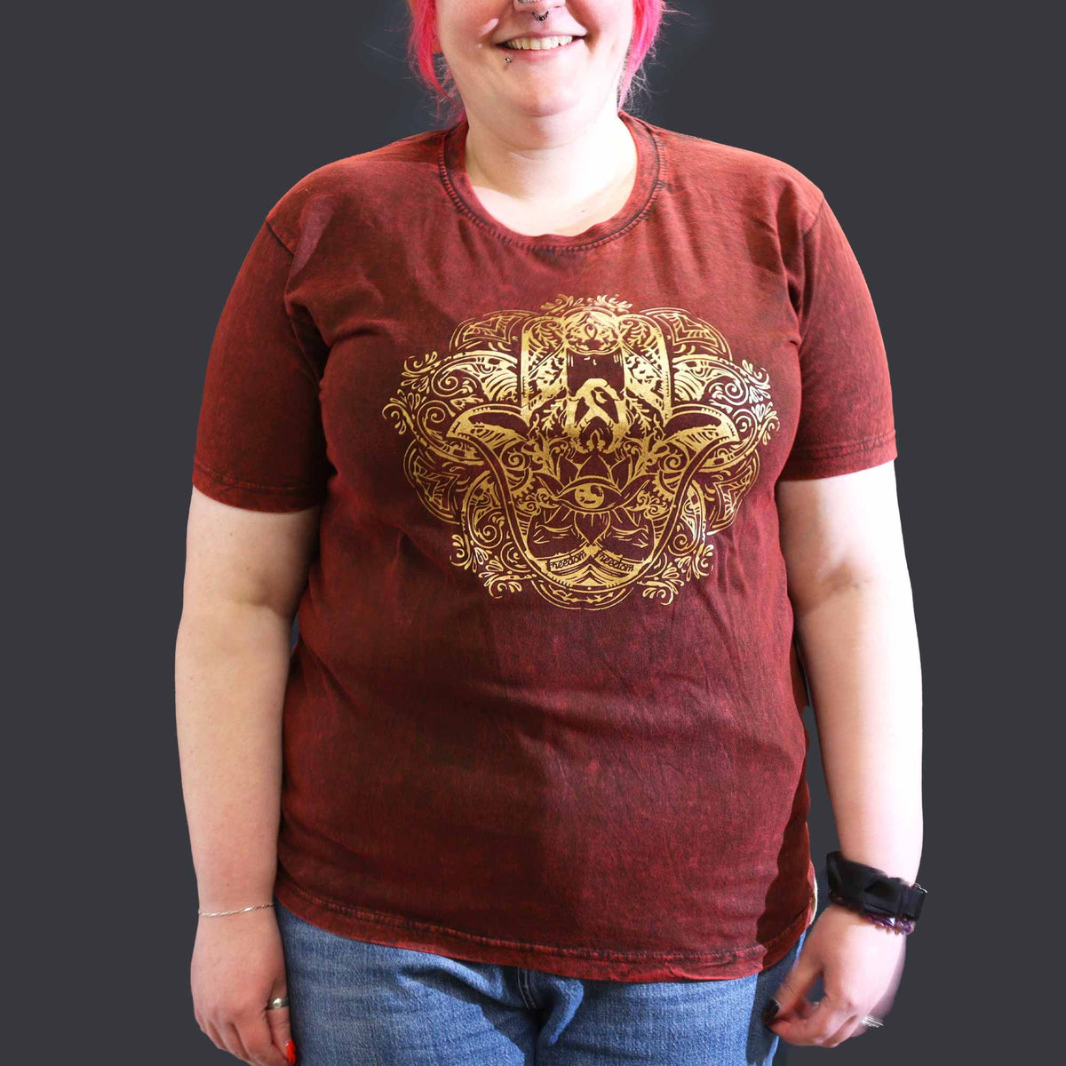 Nomad Sari Stonewashed T-Shirt – Hamsa – Weinrot – Größe XL