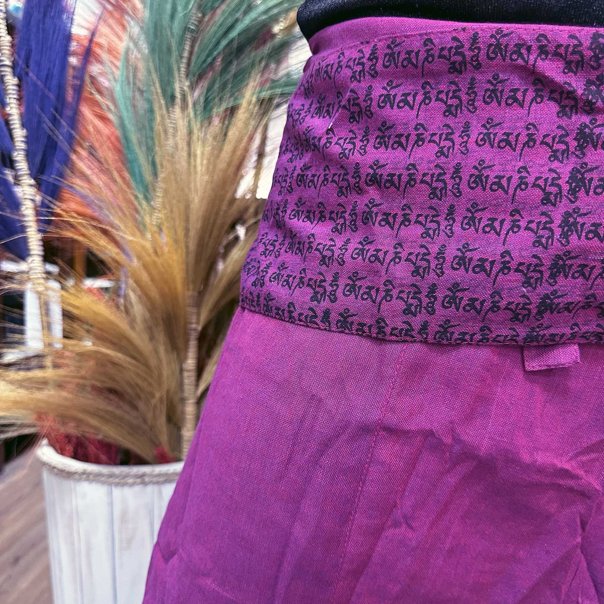 Yoga & Festival Hose – Thai Fisherman Mandala Mantra – Lila