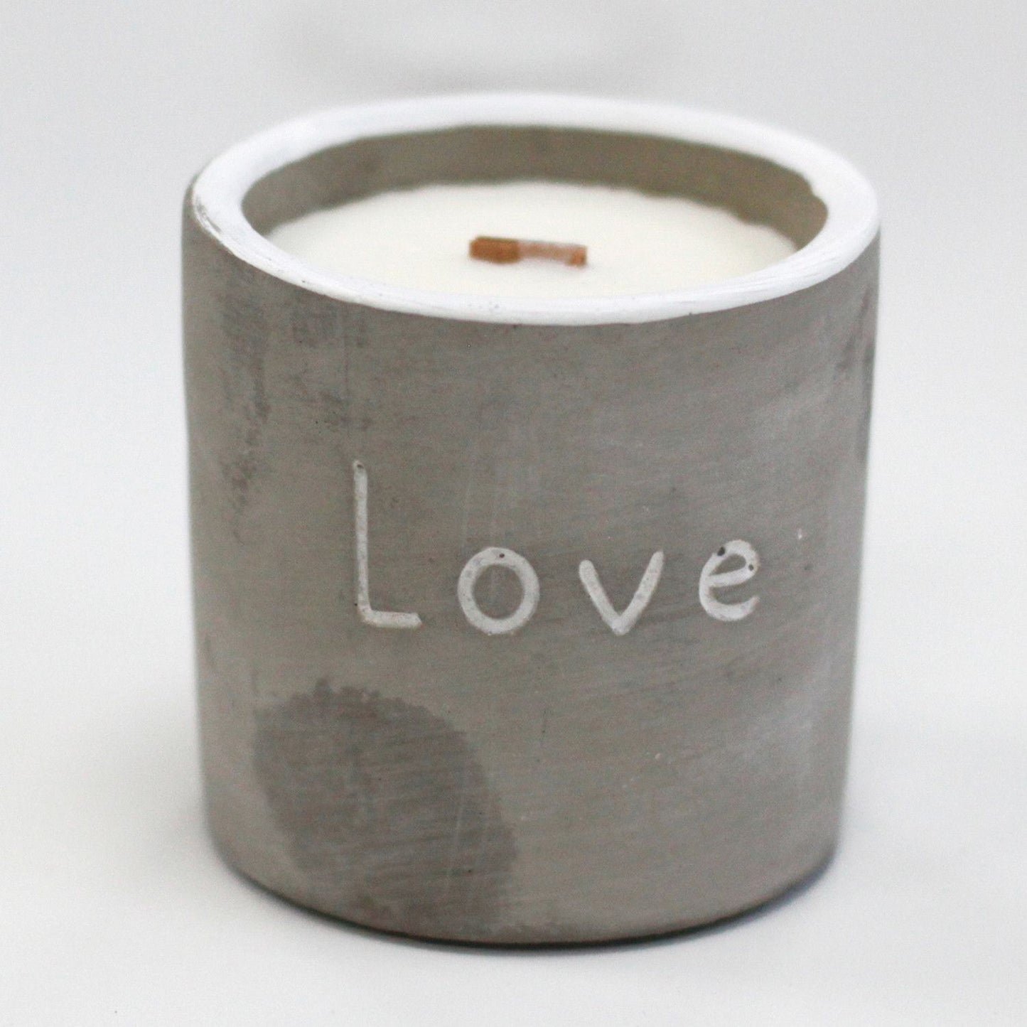 Med Concrete Soy Candle – Purple Fig & Cassis | Sojakerze im Betonbehälter