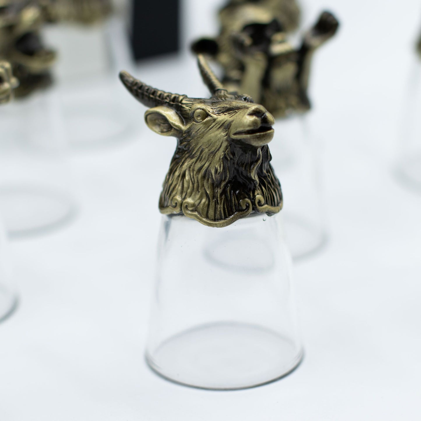 Shot Gläser Set 12-teilig (25ml) – Chinesischer Tierkreis – Antik Bronze 🐉