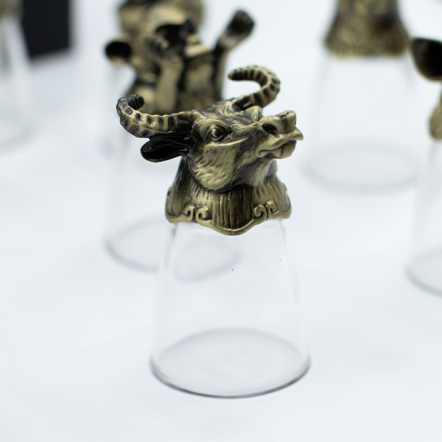 Shot Gläser Set 12-teilig (25ml) – Chinesischer Tierkreis – Antik Bronze 🐉