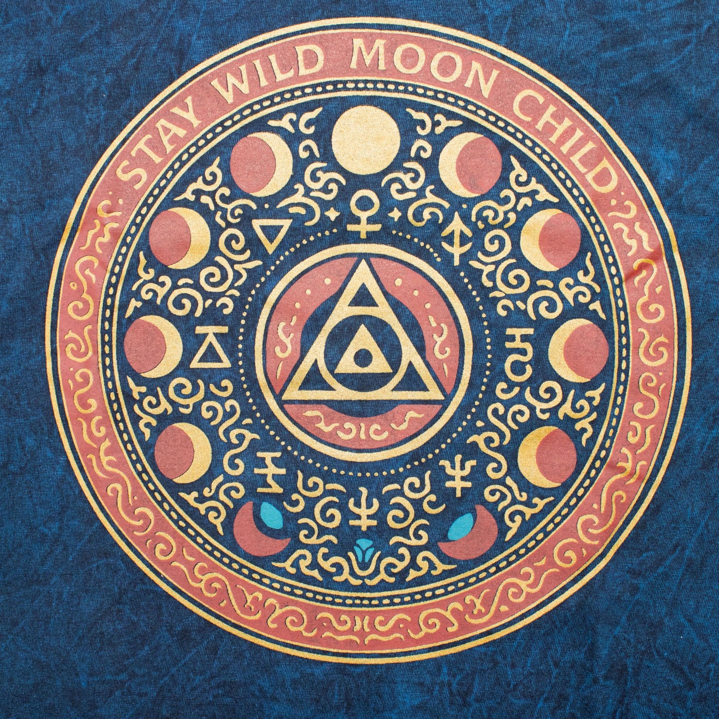 Nomad Sari Stonewashed T-Shirt – Stay Wild Moon Child – Blau – Größe M