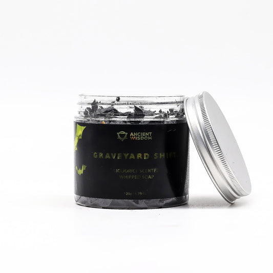 Graveyard Shift Schlagseife 120g – vegane Whipped Soap mit dunklem, rauchigem Duft
