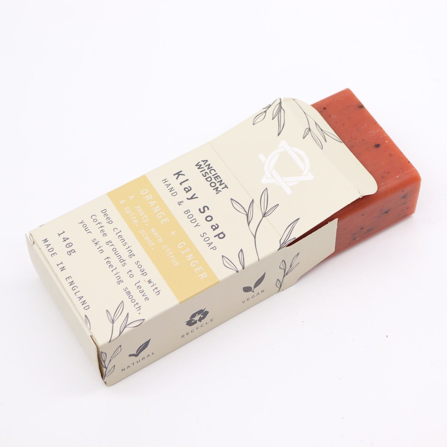 Klay Tonseife Orange & Ingwer 140g – Naturseife mit gelber Tonerde & Kaffeepulver-Peeling