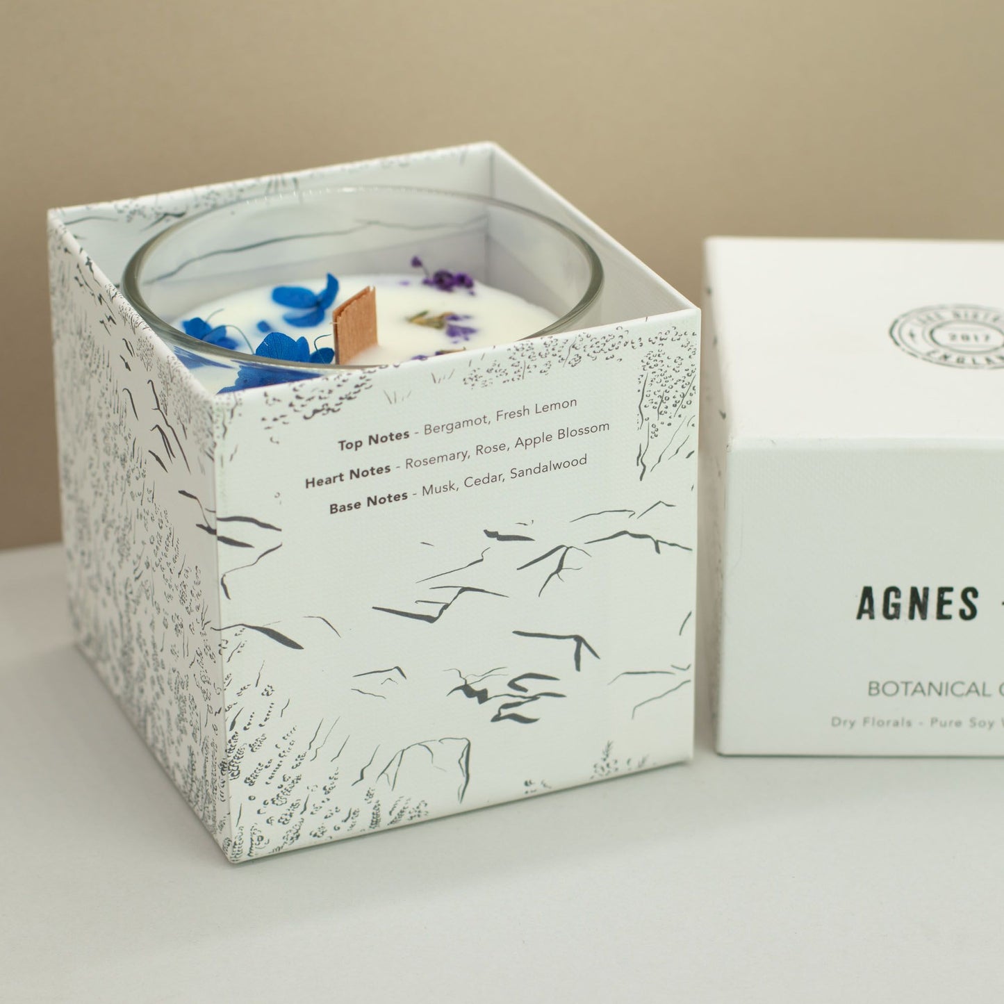 Agnes + Cat Botanische Sojakerze – Moorland | Bergamotte & Zedernholz