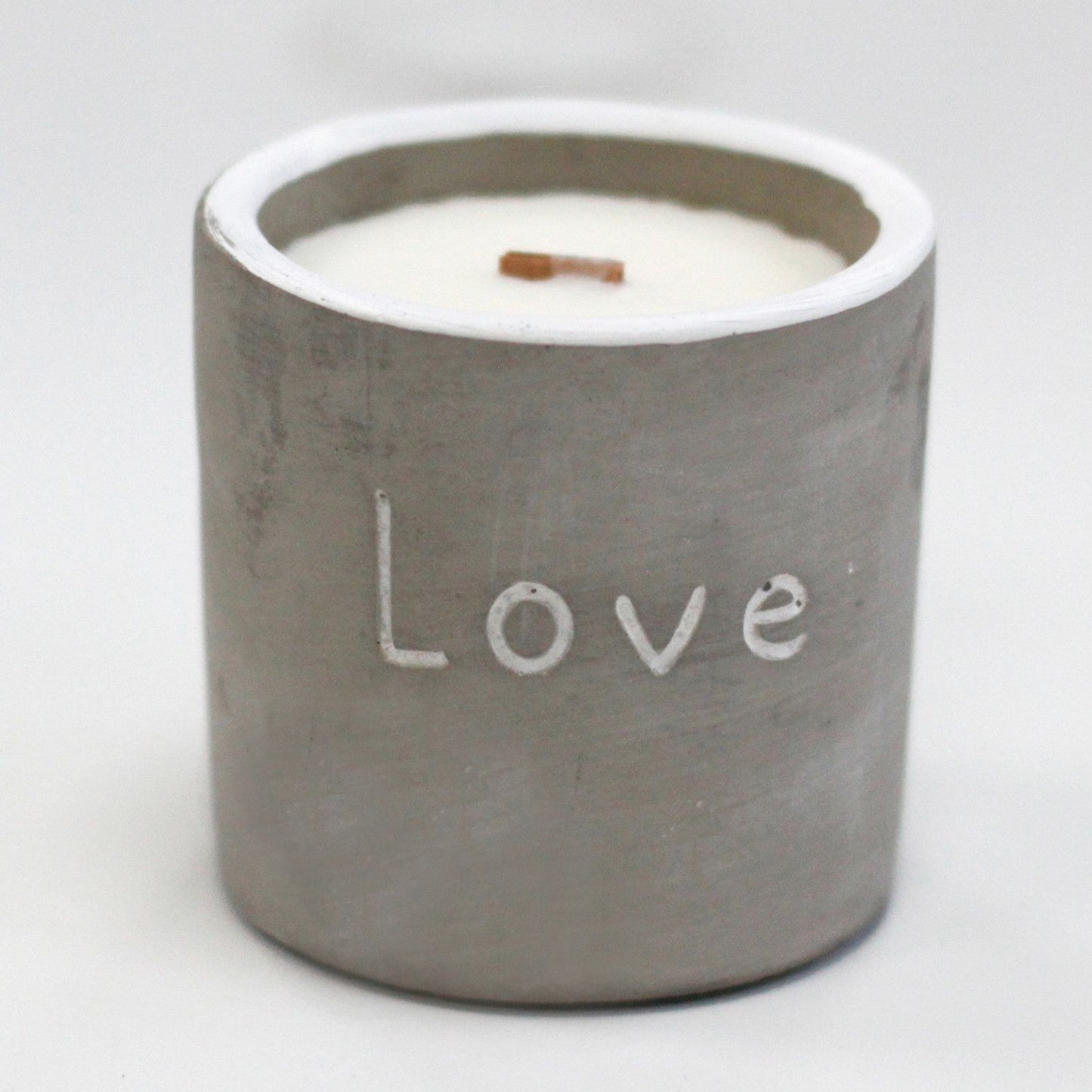 Med Concrete Soy Candle – Purple Fig & Cassis | Sojakerze im Betonbehälter