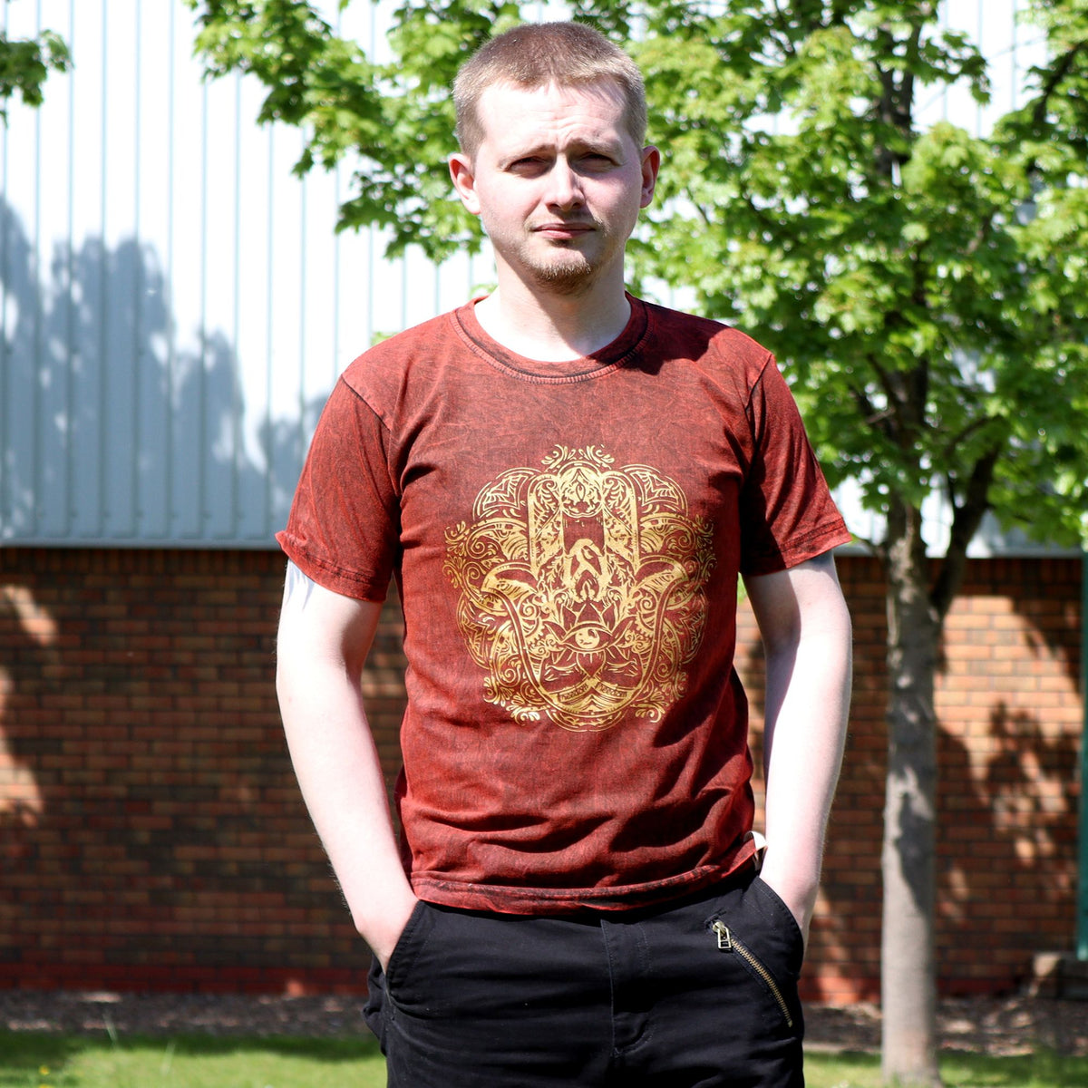 Nomad Sari Stonewashed T-Shirt – Hamsa – Weinrot – Größe S