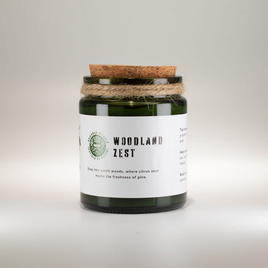 Greenman Holzdocht Sojakerze – Woodland Zest | Waldduft Kerze